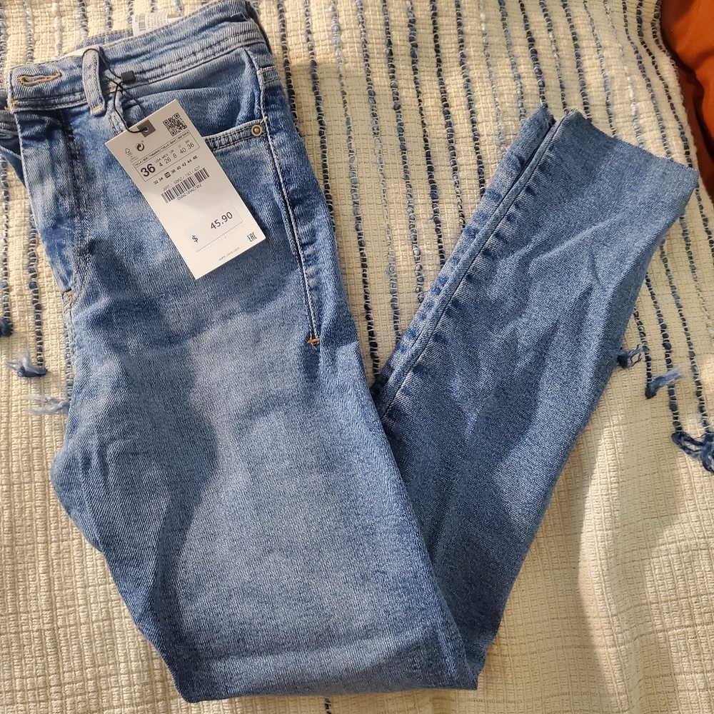 Zara Jeans
